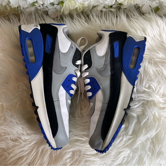 Nike Air Max '90 Hyper Royal - Picture 15 of 16